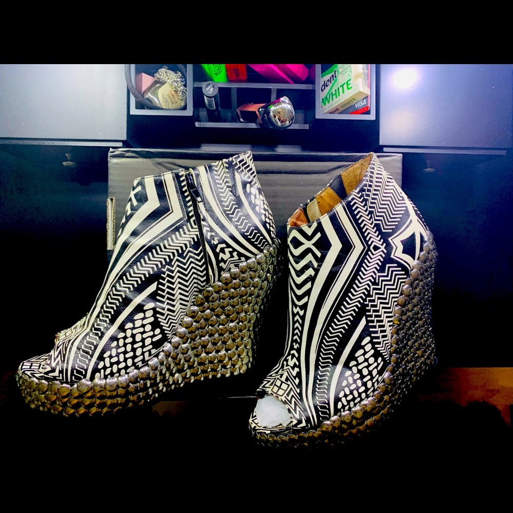 Jeffrey Campbell Print Wedge